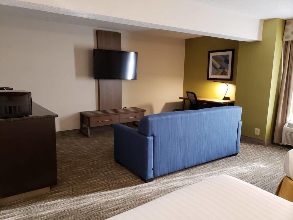 Holiday Inn Express Edgewood-Aberdeen-Bel Air Extérieur photo